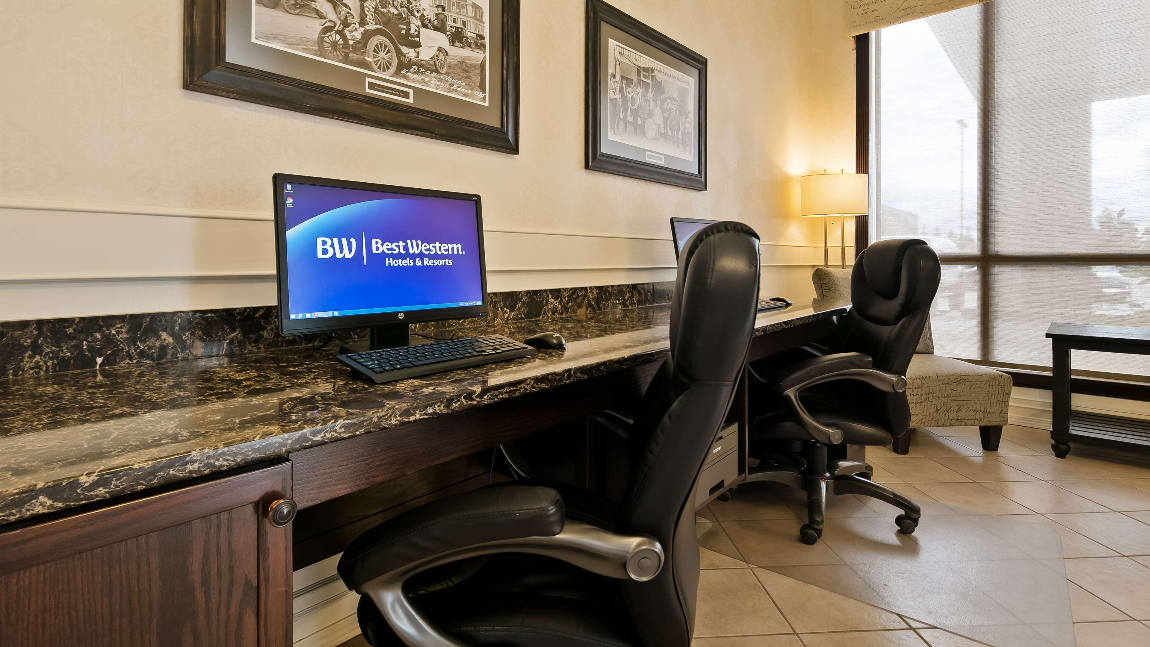 Best Western High Road Inn Едсон Екстер'єр фото