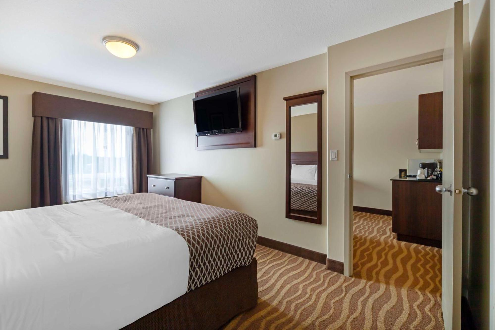 Best Western High Road Inn Едсон Екстер'єр фото